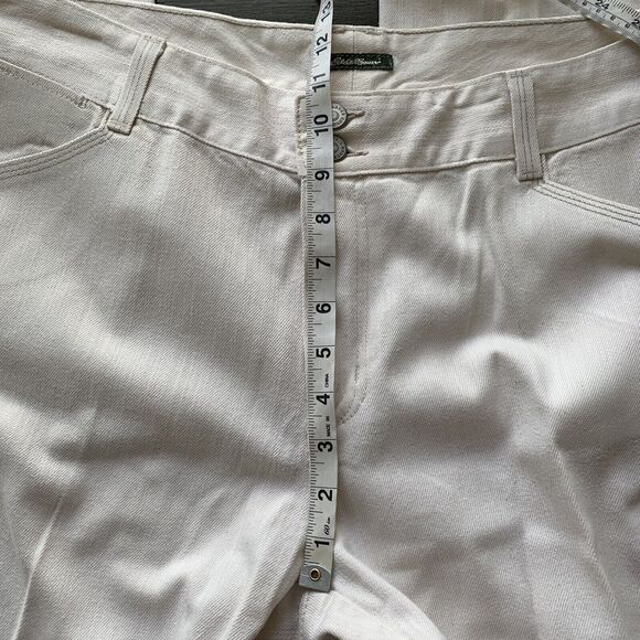 VTG Eddie Bauer Women's Size 16R White Flared Jeans Pants (Measures 37W x 32.5L) - Picture 5 of 11